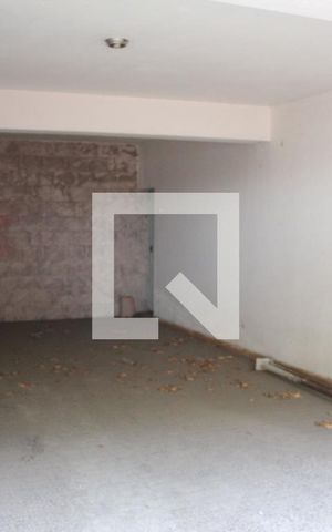 Casa à venda com 300m², 6 quartos e 4 vagasGaragem