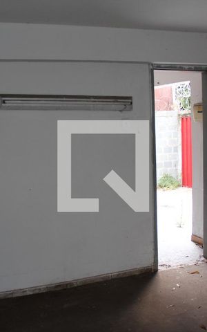 Casa à venda com 300m², 6 quartos e 4 vagasQuarto de Serviço