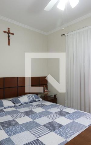 Casa para alugar com 110m², 2 quartos e 2 vagasSuíte