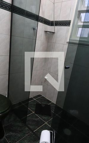 Casa para alugar com 110m², 2 quartos e 2 vagasBanheiro Social