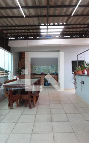 Casa para alugar com 110m², 2 quartos e 2 vagasÁrea de Lazer