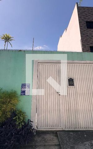 Casa para alugar com 500m², 4 quartos e 5 vagas Casa para alugar com 500m², 4 quartos e 5 vagasFachada + plaquinha GIKR-147