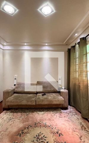 Casa para alugar com 500m², 4 quartos e 5 vagas Casa para alugar com 500m², 4 quartos e 5 vagasSala de TV