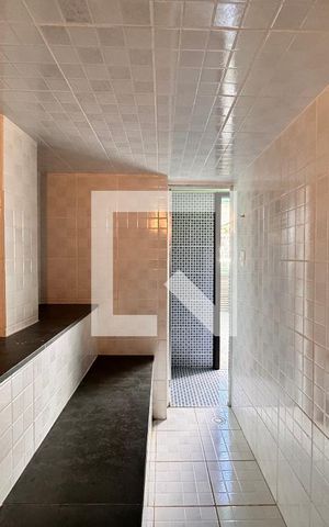 Casa para alugar com 500m², 4 quartos e 5 vagas Casa para alugar com 500m², 4 quartos e 5 vagasSaúna