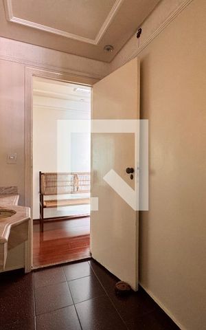 Casa para alugar com 500m², 4 quartos e 5 vagas Casa para alugar com 500m², 4 quartos e 5 vagasLavabo