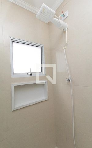 Casa de condomínio à venda com 129m², 3 quartos e 1 vaga Casa de condomínio à venda com 129m², 3 quartos e 1 vagaBanheiro 1