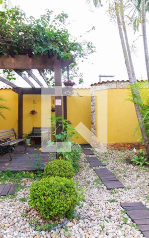 Casa de condomínio à venda com 129m², 3 quartos e 1 vaga Casa de condomínio à venda com 129m², 3 quartos e 1 vagaÁrea comum - Jardim