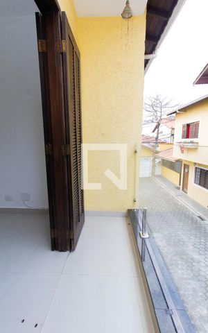 Casa de condomínio à venda com 129m², 3 quartos e 1 vaga Casa de condomínio à venda com 129m², 3 quartos e 1 vagaVaranda Quarto 2