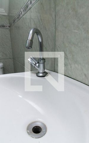 Casa de condomínio à venda com 129m², 3 quartos e 1 vaga Casa de condomínio à venda com 129m², 3 quartos e 1 vagaBanheiro 2