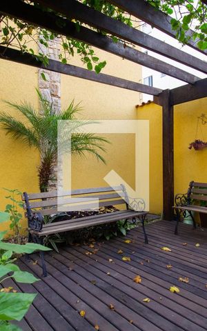 Casa de condomínio à venda com 129m², 3 quartos e 1 vaga Casa de condomínio à venda com 129m², 3 quartos e 1 vagaÁrea comum - Jardim
