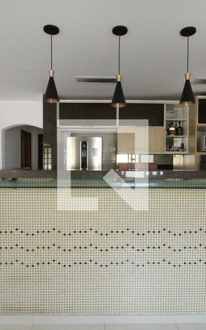 Casa de condomínio à venda com 204m², 4 quartos e 2 vagasCozinha