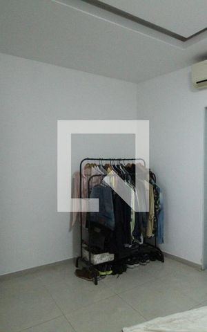Casa de condomínio à venda com 204m², 4 quartos e 2 vagasSuíte