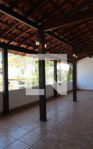 Casa de condomínio à venda com 204m², 4 quartos e 2 vagasVaranda