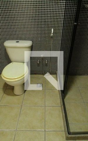 Casa de condomínio à venda com 204m², 4 quartos e 2 vagasBanheiro social 2