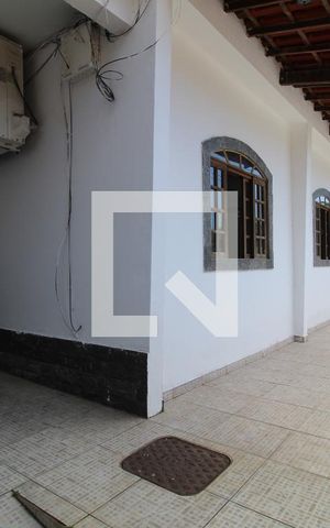 Casa de condomínio à venda com 204m², 4 quartos e 2 vagasGaragem