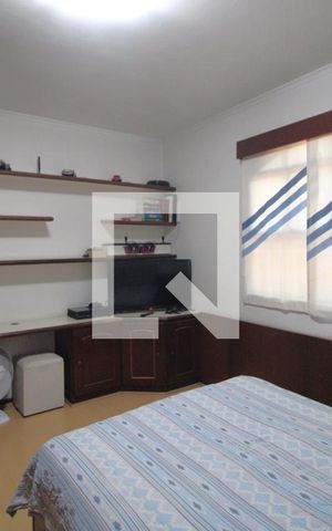 Casa à venda com 334m², 3 quartos e 4 vagasQuarto 2