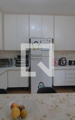 Casa à venda com 334m², 3 quartos e 4 vagasCozinha