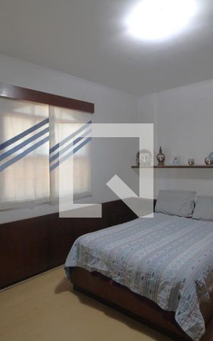 Casa à venda com 334m², 3 quartos e 4 vagasQuarto 2