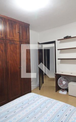 Casa à venda com 334m², 3 quartos e 4 vagasQuarto 2
