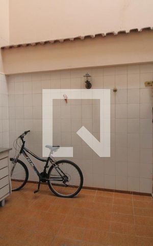 Casa à venda com 334m², 3 quartos e 4 vagasChurrasqueira