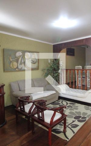Casa à venda com 334m², 3 quartos e 4 vagasSala 2