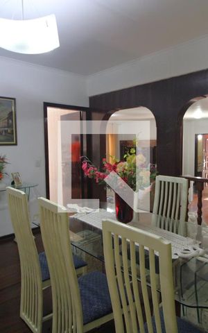 Casa à venda com 334m², 3 quartos e 4 vagasSala 3