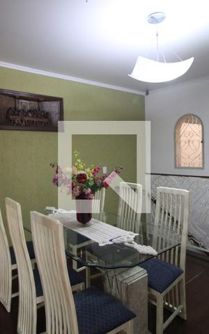 Casa à venda com 334m², 3 quartos e 4 vagasSala 3