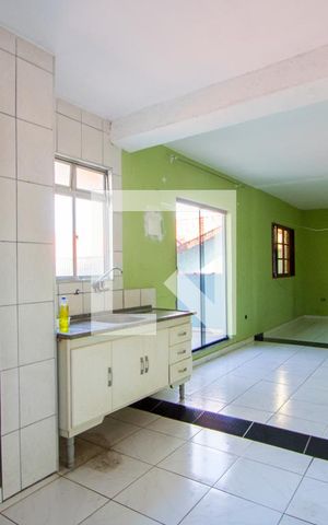 Casa à venda com 350m², 4 quartos e 3 vagas Casa à venda com 350m², 4 quartos e 3 vagasEspaço gourmet