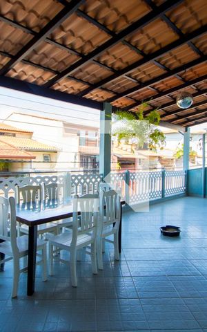 Casa à venda com 350m², 4 quartos e 3 vagas Casa à venda com 350m², 4 quartos e 3 vagasEspaço gourmet