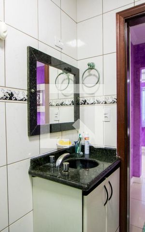 Casa à venda com 350m², 4 quartos e 3 vagas Casa à venda com 350m², 4 quartos e 3 vagasBanheiro social