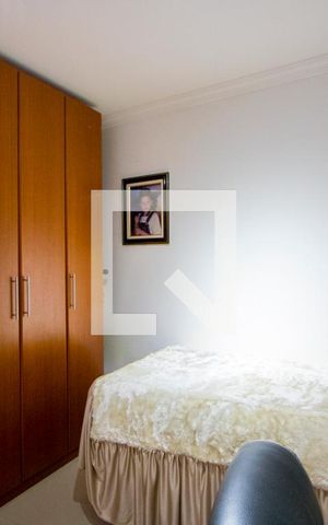 Casa à venda com 350m², 4 quartos e 3 vagas Casa à venda com 350m², 4 quartos e 3 vagasQuarto 4