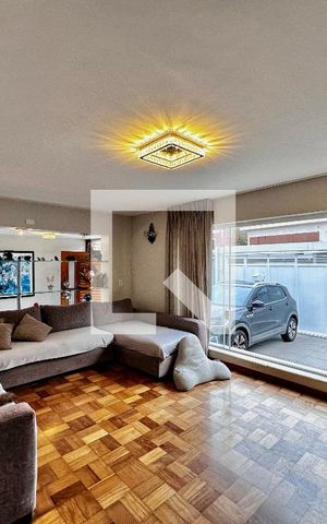 Casa para alugar com 250m², 4 quartos e 3 vagas Casa para alugar com 250m², 4 quartos e 3 vagasSala