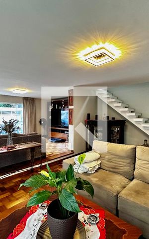 Casa para alugar com 250m², 4 quartos e 3 vagas Casa para alugar com 250m², 4 quartos e 3 vagasSala