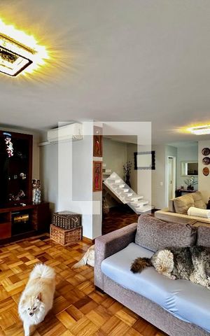 Casa para alugar com 250m², 4 quartos e 3 vagas Casa para alugar com 250m², 4 quartos e 3 vagasSala