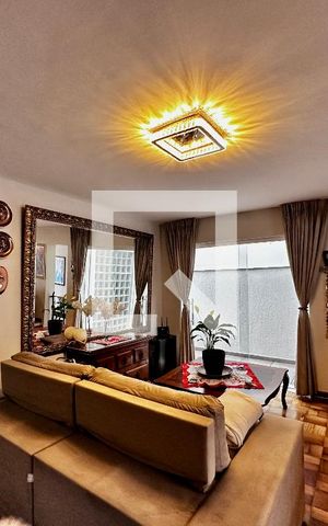 Casa para alugar com 250m², 4 quartos e 3 vagas Casa para alugar com 250m², 4 quartos e 3 vagasSala