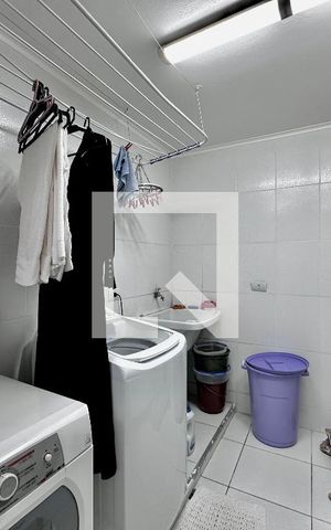 Casa para alugar com 250m², 4 quartos e 3 vagas Casa para alugar com 250m², 4 quartos e 3 vagasÁrea de Serviço