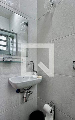 Casa para alugar com 250m², 4 quartos e 3 vagas Casa para alugar com 250m², 4 quartos e 3 vagasBanheiro Suíte 4