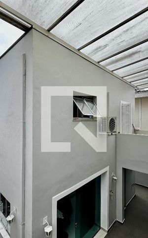 Casa para alugar com 250m², 4 quartos e 3 vagas Casa para alugar com 250m², 4 quartos e 3 vagasVista Superior Fundos