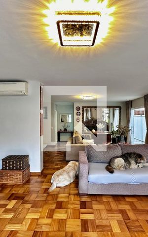 Casa para alugar com 250m², 4 quartos e 3 vagas Casa para alugar com 250m², 4 quartos e 3 vagasSala