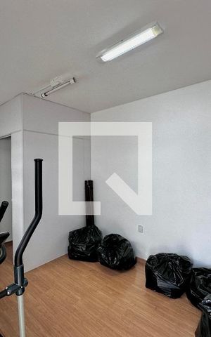 Casa para alugar com 250m², 4 quartos e 3 vagas Casa para alugar com 250m², 4 quartos e 3 vagasQuarto de Serviço