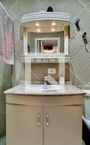 Casa para alugar com 250m², 4 quartos e 3 vagas Casa para alugar com 250m², 4 quartos e 3 vagasBanheiro Suíte 2