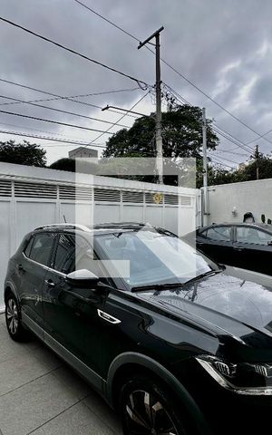 Casa para alugar com 250m², 4 quartos e 3 vagas Casa para alugar com 250m², 4 quartos e 3 vagasGaragem
