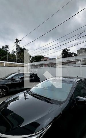 Casa para alugar com 250m², 4 quartos e 3 vagas Casa para alugar com 250m², 4 quartos e 3 vagasGaragem