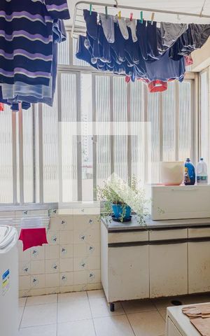 Apartamento à venda com 222m², 3 quartos e 1 vagaÁrea de Serviço