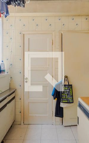 Apartamento à venda com 222m², 3 quartos e 1 vagaÁrea de Serviço