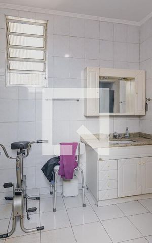 Apartamento à venda com 222m², 3 quartos e 1 vagaBanheiro