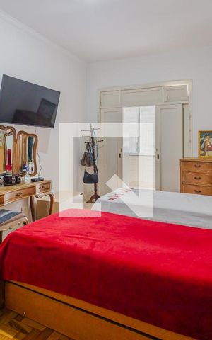 Apartamento à venda com 222m², 3 quartos e 1 vagaSuíte