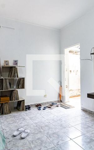 Casa à venda com 250m², 5 quartos e 2 vagas Casa à venda com 250m², 5 quartos e 2 vagasSala da Casa 1