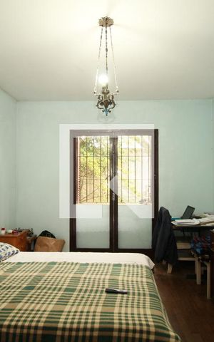 Casa à venda com 285m², 4 quartos e 5 vagasSuíte 1