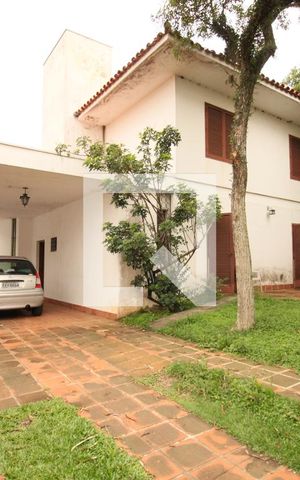 Casa à venda com 285m², 4 quartos e 5 vagasGaragem
